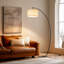 Lampadaire arqué de 174 cm (68,5 po) avec télécommande et ampoule incluses-1762482257