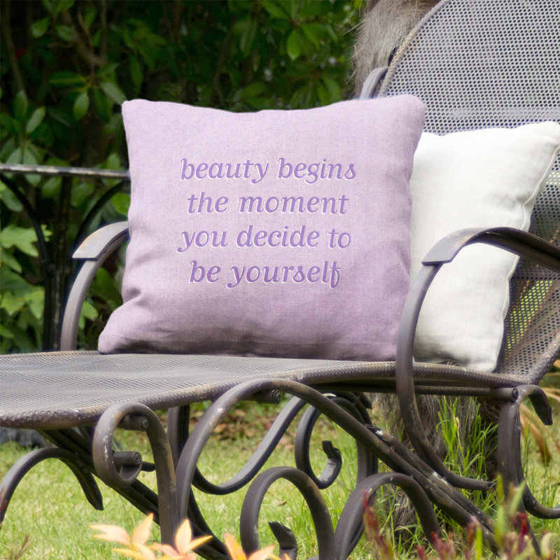 Coussin intérieur/extérieur véritable beauté, 20 po x 20 po, Mauve contrastant