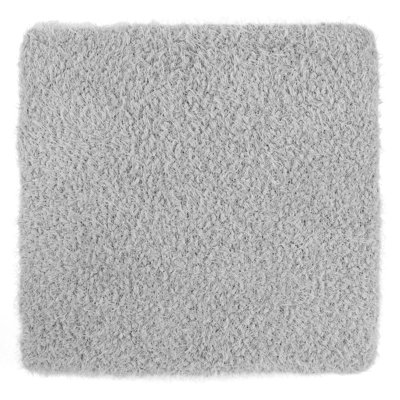 Pizzazz 50" x 70" Washable Throw Blanket