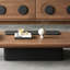 Table basse simple et légère au design luxueux