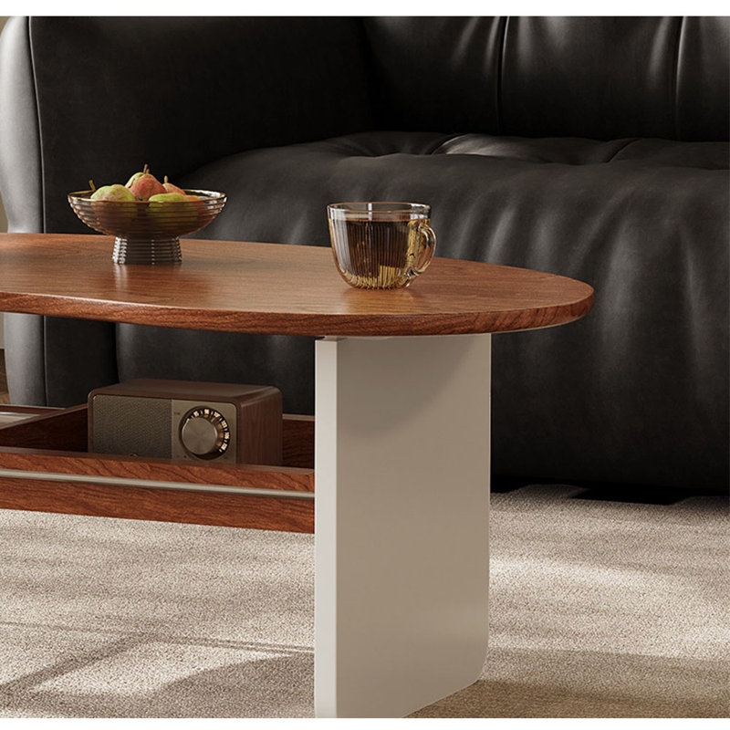 Table basse de style moderne et minimaliste