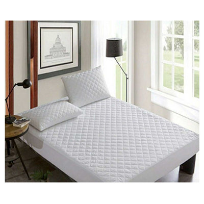 Chantey Fitted Mattress Protector