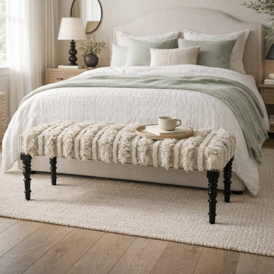 Kilwin Handmade Gray and Cream Wool/Cotton Fringed Upholstered Entryway Accent Bench