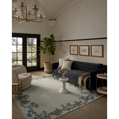 Tapis denim / ivoire Magnolia Home par Joanna Gaines x Loloi Winslet