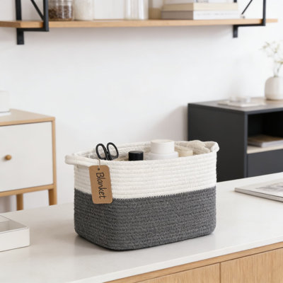 Panier de rangement tissé avec poignées, organisateur de jute polyvalent pour tablettes, jouets, serviettes et décoration intérieure, conception pliable pour un rangement facile