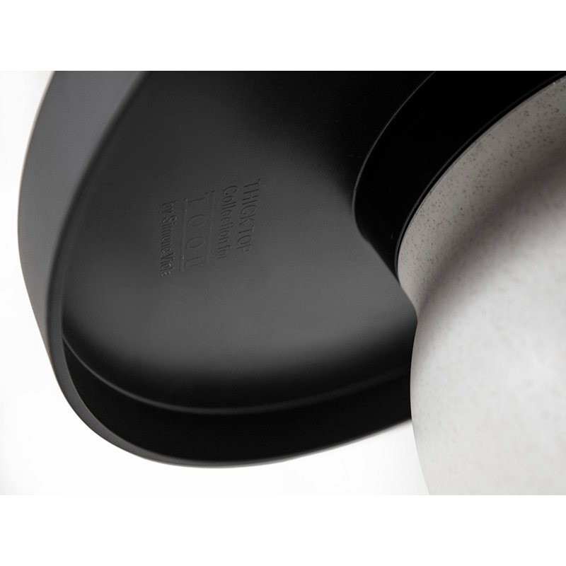 Table d'appoint Thick Top, H 14 po, Noir, blanc