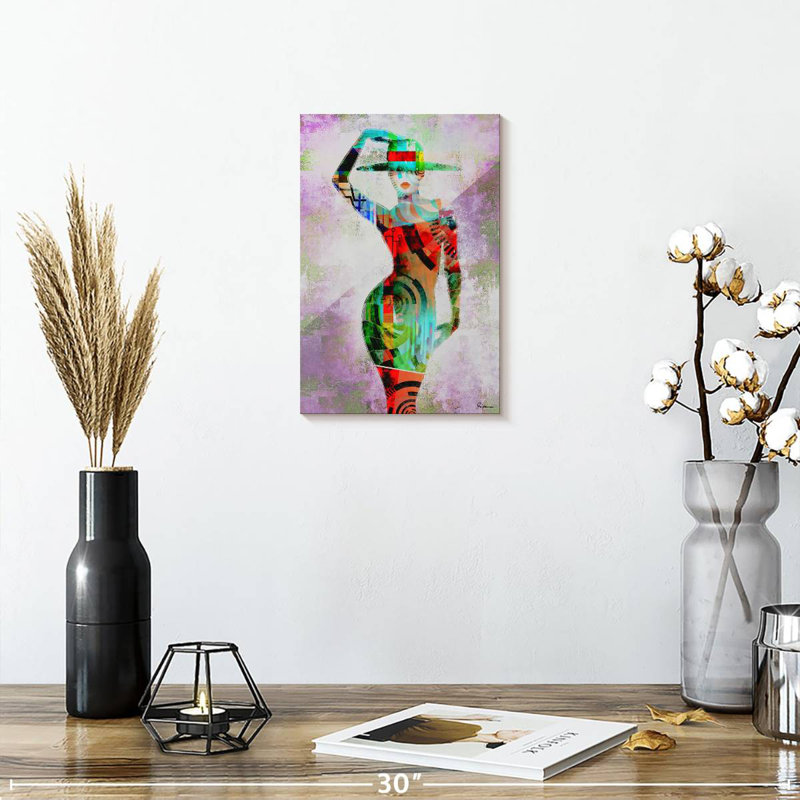 Femme de la Navette dans l'abstrait, H 12 po x l 8 po
