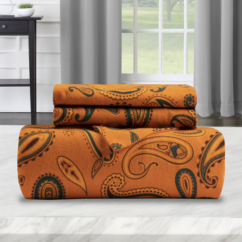 Superior Flannel Cotton Modern Classic Fuzzy Duvet Cover Set With Pillow Shams, Full / Queen Duvet + 2 Shams, Pumpkin Paisley
