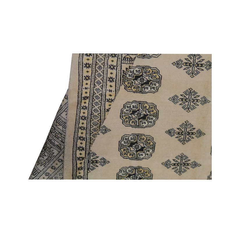 Mori Wool Oriental Indoor Rug