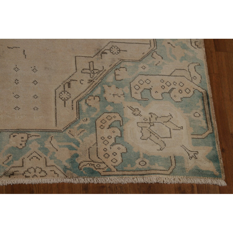 Tapis traditionnel en laine à motif géométrique 7 x 10