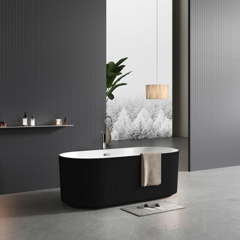 Baignoire de trempage autoportante - 59 po. Baignoire élégante en acrylique noir avec bonde chromée pour la détente au spa