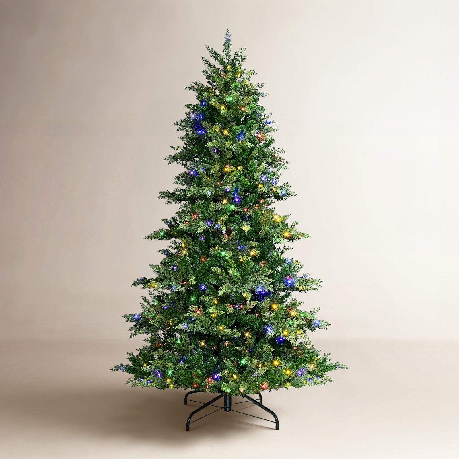 7.5' Pre-Lit Spruce Christmas Tree