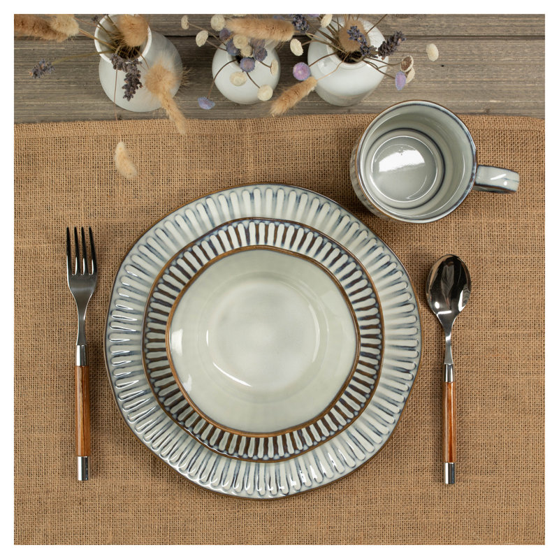 Reactive Glaze Ceramic 16-Piece Dinnerware Set in White and Brown