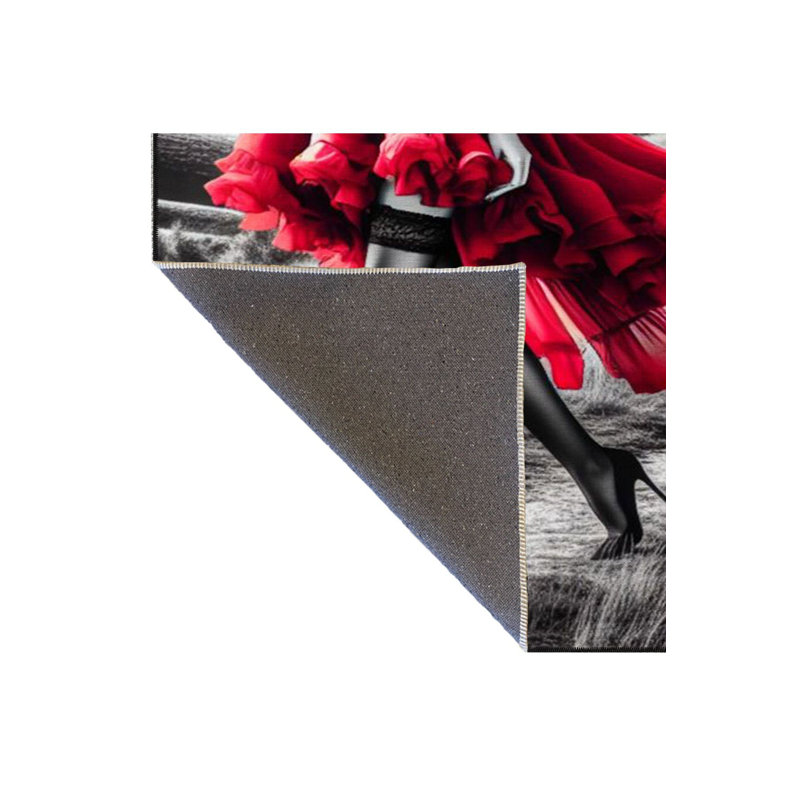 Tapis marche femme en robe rouge, Sous-tapis rectangulaire de 3 pi 3 po x 4 pi 11 po