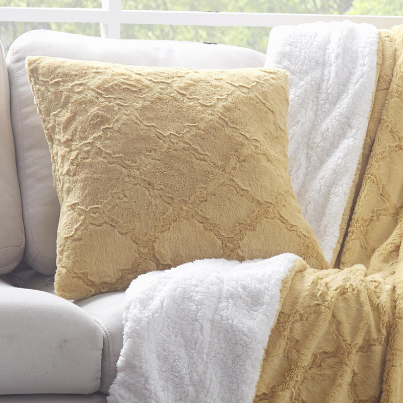 Taie décorative en fausse fourrure à motif de losanges, Jaune