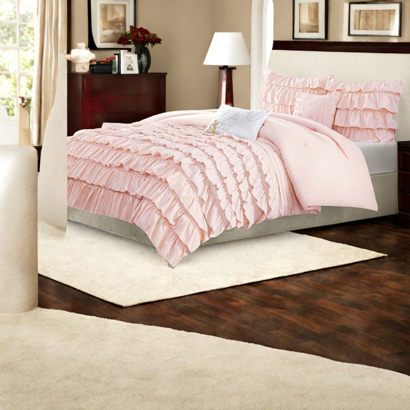 Elegant Ruffle Bedding Sets, Soft Polyester & Blush Design, Perfect For Home