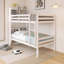 Lit superposé simple au-dessus d'un lit simple avec tablettes en bois et tête de lit, garde-corps de sécurité-1017674027