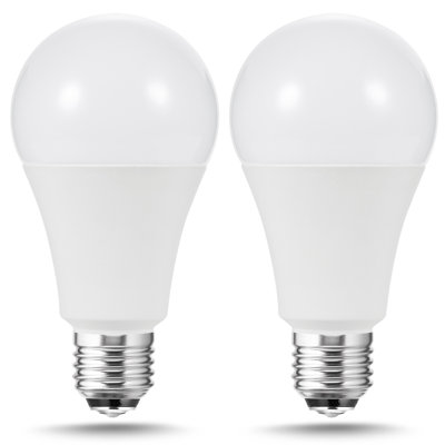 Ampoule DEL A21 150 W à intensité variable de 150 watts dans une base blanche (5000K) E26 / moyenne (standard)