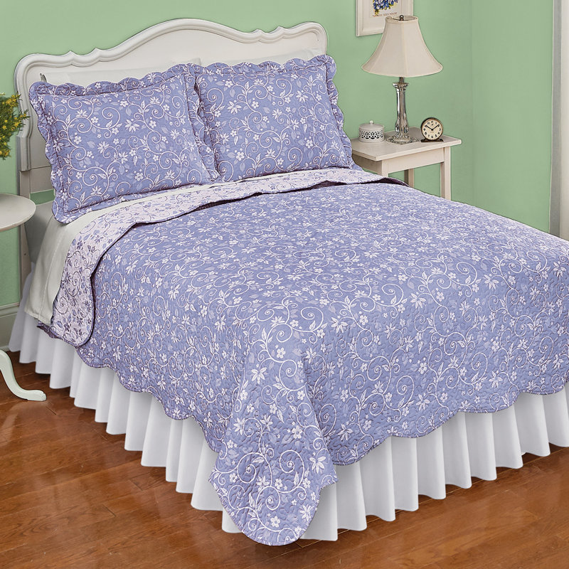 Polyester Floral Quilt, King Quilt, Lavender