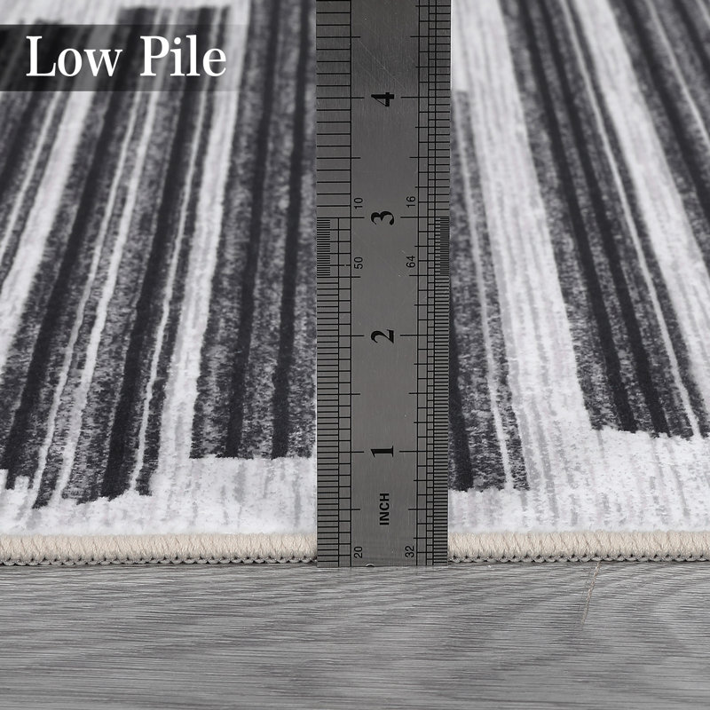 Tapis noir en polyester à rayures Ladetra, Rectangle 9 pi x 12 pi