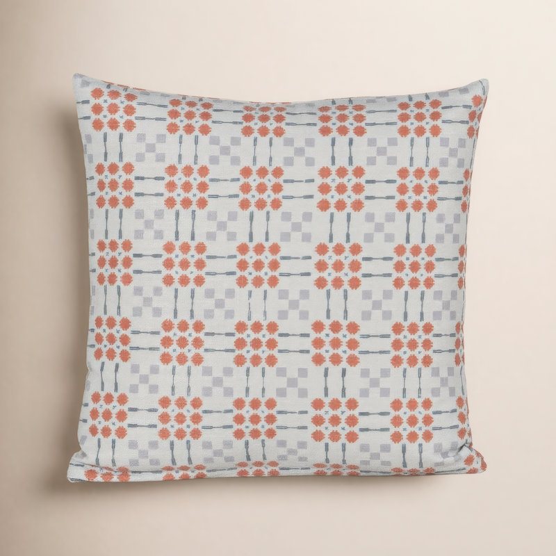 Coussin décoratif à motif géométrique Gridwork, Carré 20 po, Plumes, Bleu