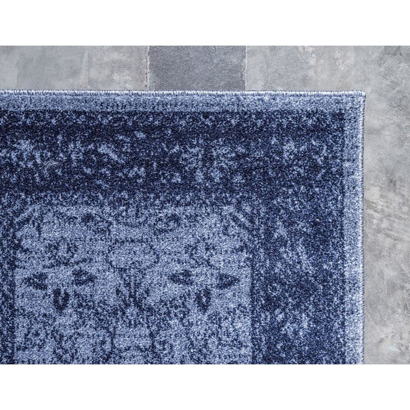 Amika Oriental Indoor Rug, Rectangle 3'3" x 5'3"
