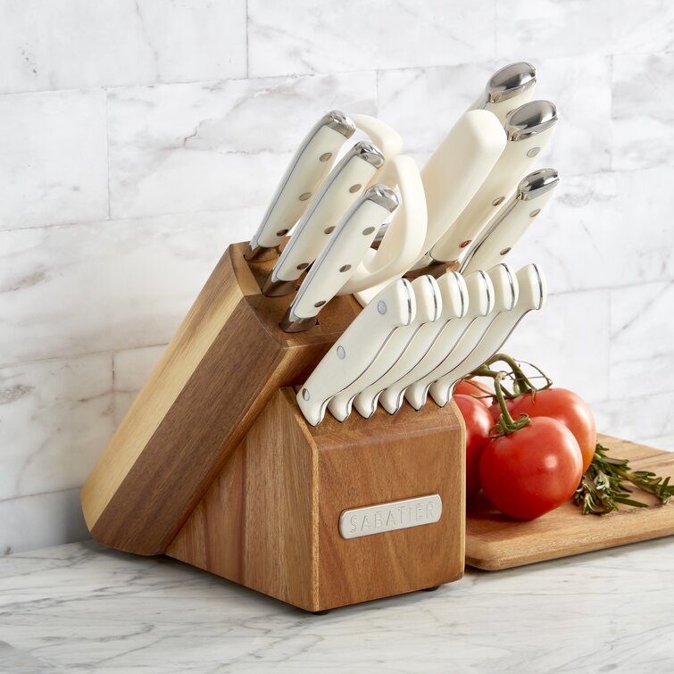 Cuisinart 15-Piece Triple Rivet Block Set - High-Carbon Stainless Steel  Blades, Plastic Handles, Dishwasher Safe - Includes Chef, Bread, Santoku