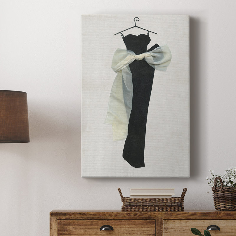 Robe noire et tulle I - galerie Cavas sur mesure