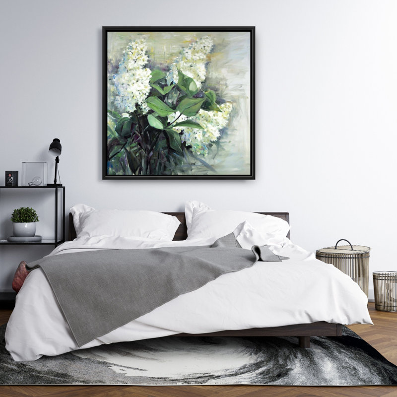 " White Lilacs "