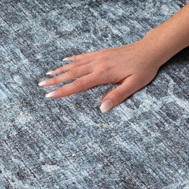Tapis tribal à poils longs de qualité supérieure lavable à la machine, Marine, 1 pi 8 po x 2 pi 6 po