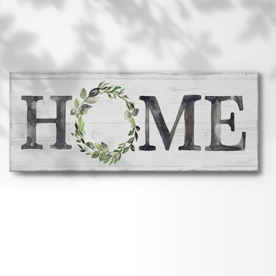 " Gray Home Wreath "