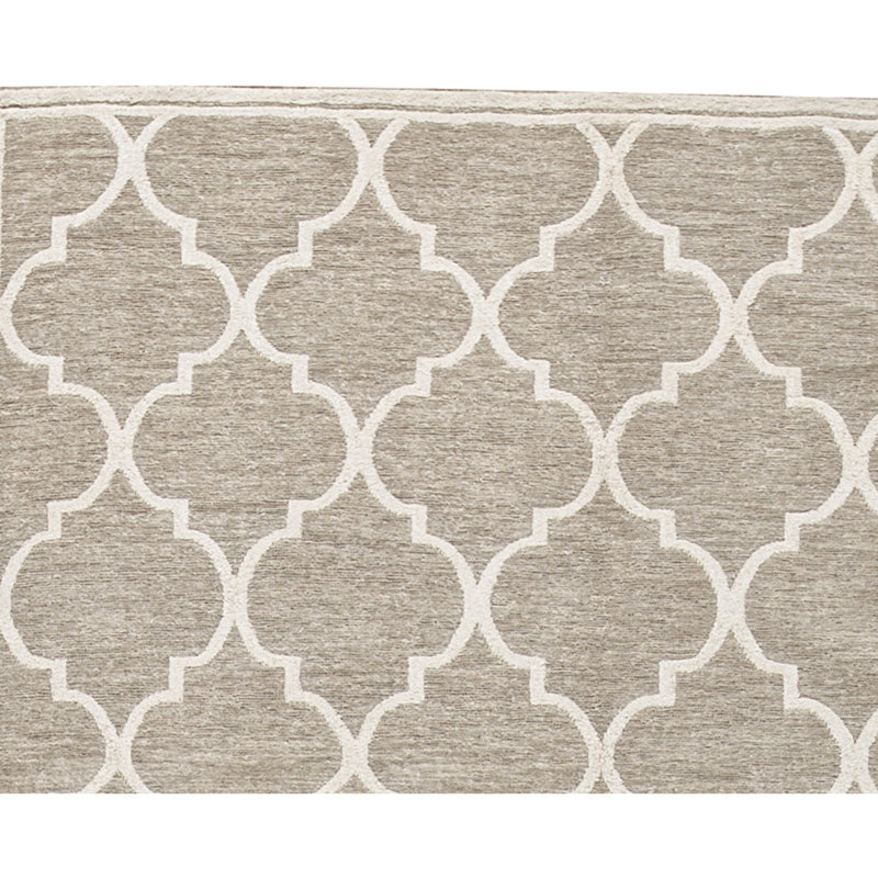 Himalayan Linen Geometric Area Rug in Gray/Beige