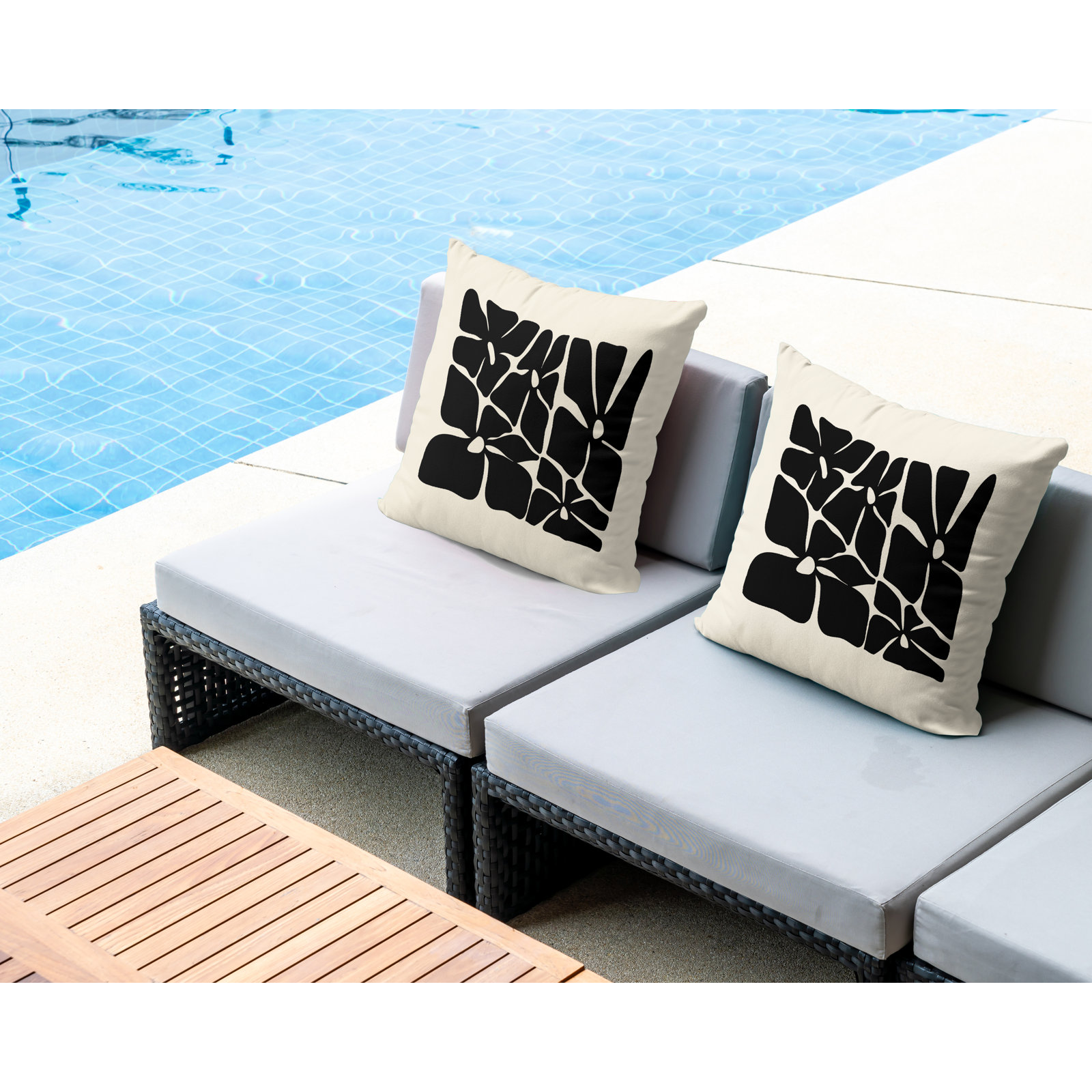 Polyester Throw Square Indoor/Outdoor Pillow Cover & Insert, 17W" x 17H", Black