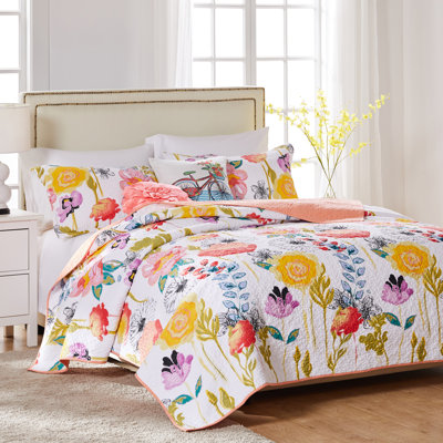 Greenland Home Fasihons White 4-Piece Twin Size Bonus Set, 68x88 Inch