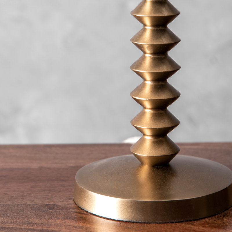 Lampe de table en laiton antique 27 po Mckayla