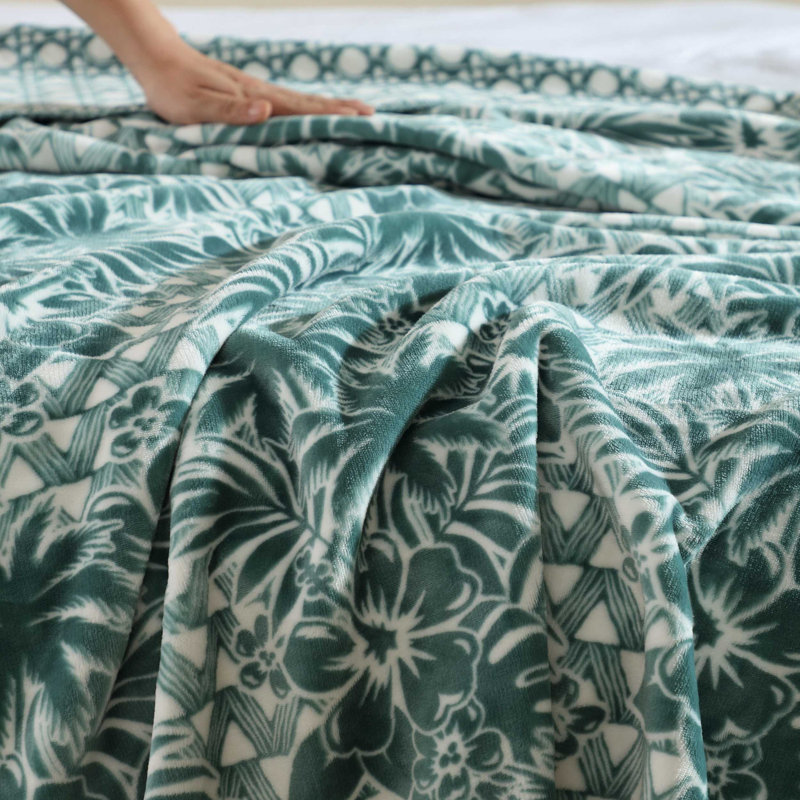 Lanikai Fronds Throw Blanket, Green 