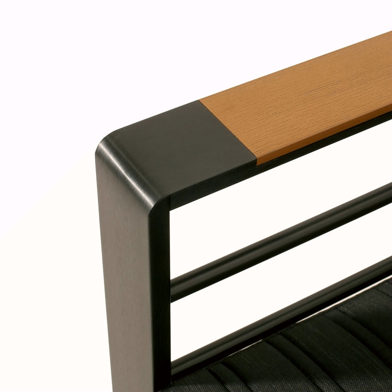 Causeuse à accoudoir gauche en forme de V Giovanna avec structure en aluminium, coussins hydrofuges et accents en bois composite plastique