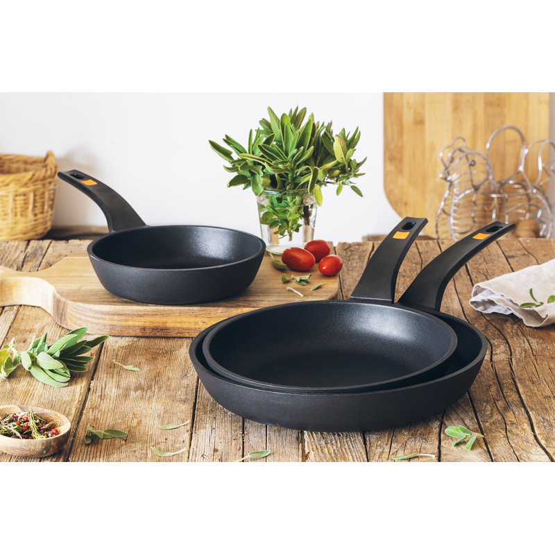 Efficient Non-Stick Frying Pan Set