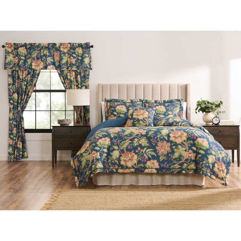 Secret Garden Floral 4 Piece Queen Comforter Set, Queen Comforter + 2 Queen Shams