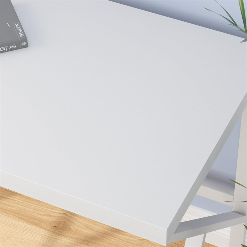 Bureau d'ordinateur Luba, H 29,72 po x l 59,84 po x P 23,62 po, Blanc, Blanc