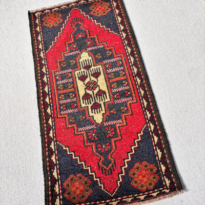 20,9x41,7 Inch Red Wool Oriental Patchwork Rug, Small Rug