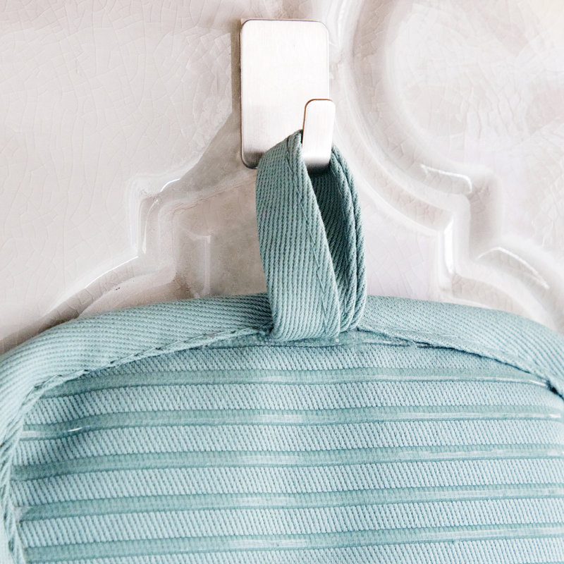 All-Clad Potholder, Rainfall