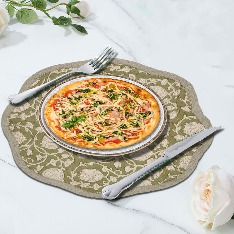 Fabdivine 15"Sophisticated Scalloped Placemats - 6 Kamal
