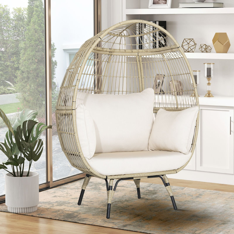 Outdoor Lounge Chair
