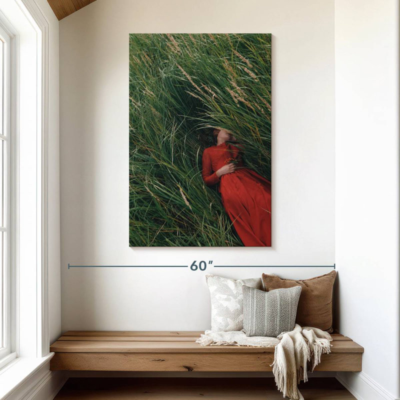 Femme en rouge, H 48 po x l 32 po