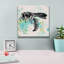 «Bee Papier peint carré» par Dean Russo, art mural sur toile-1217621678