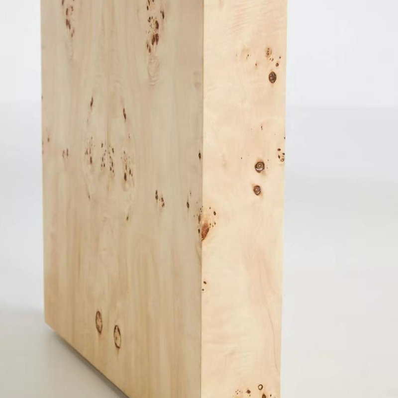 Console en bois massif de style médiéval, H 29,5 po x l 55 po x P 17,7 po