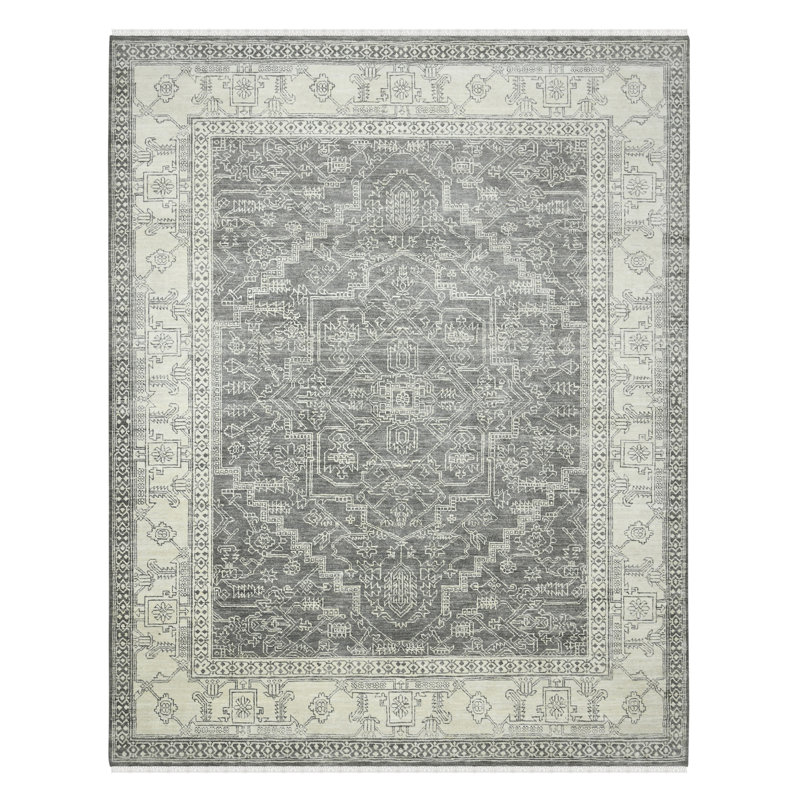 Nuit Arabe Wool Geometric Area Rug in Silver, Rectangle 2' x 3'