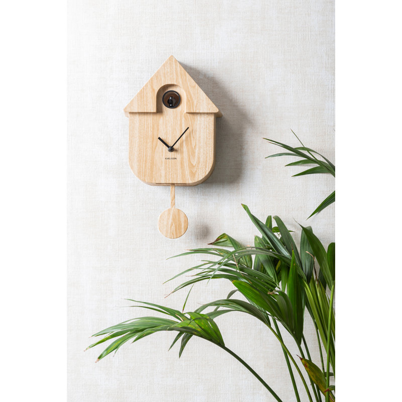 Analog Metal Quartz Tabletop Clock, Light wood