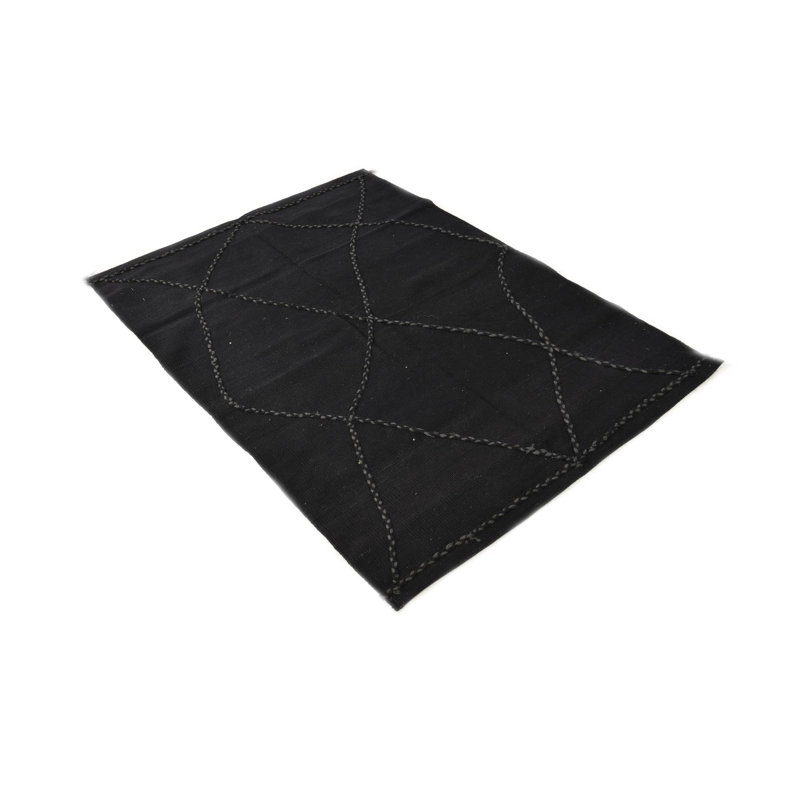 Tapis noir Julian